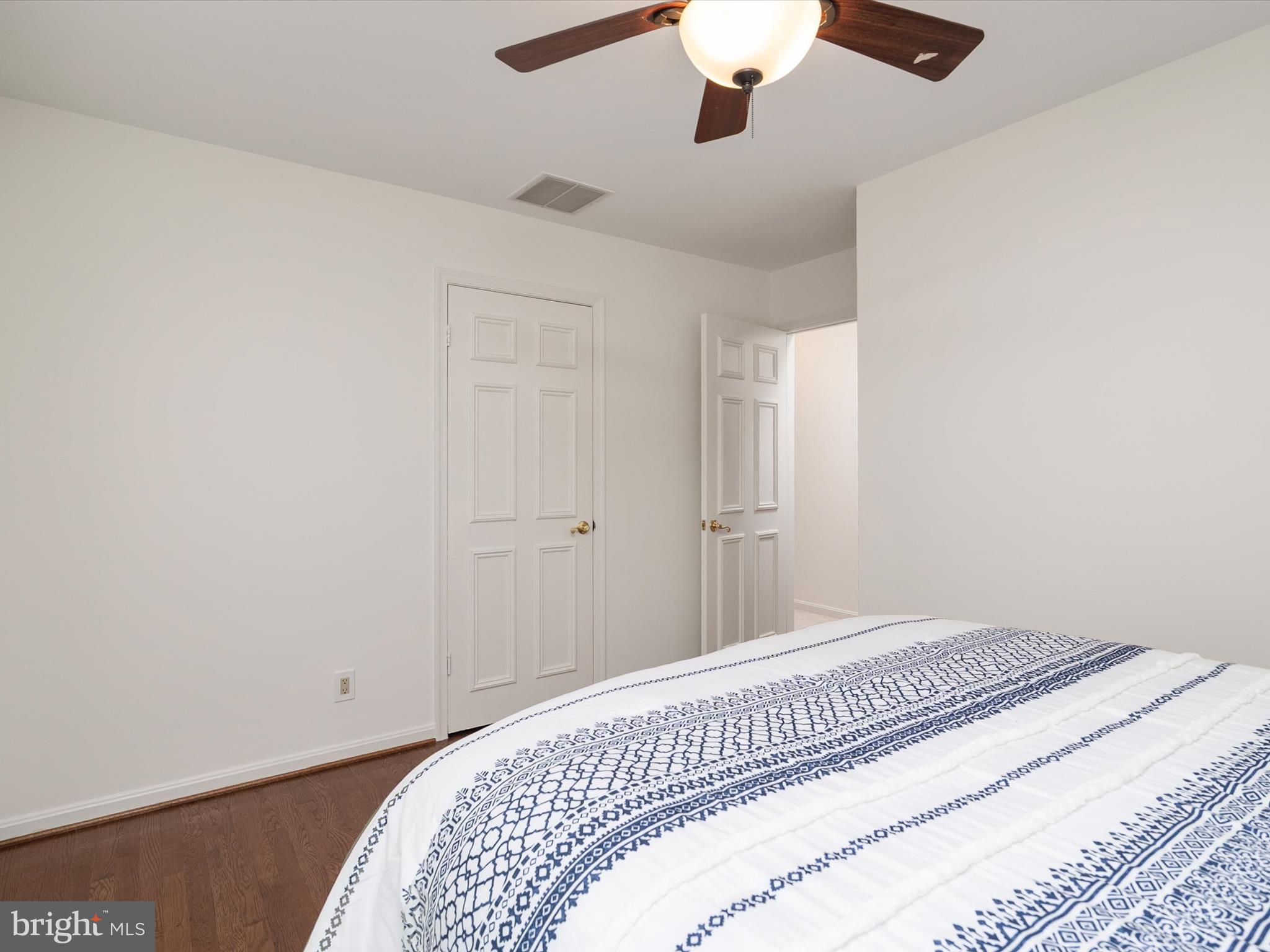 BURLEIGH MANOR - Residential