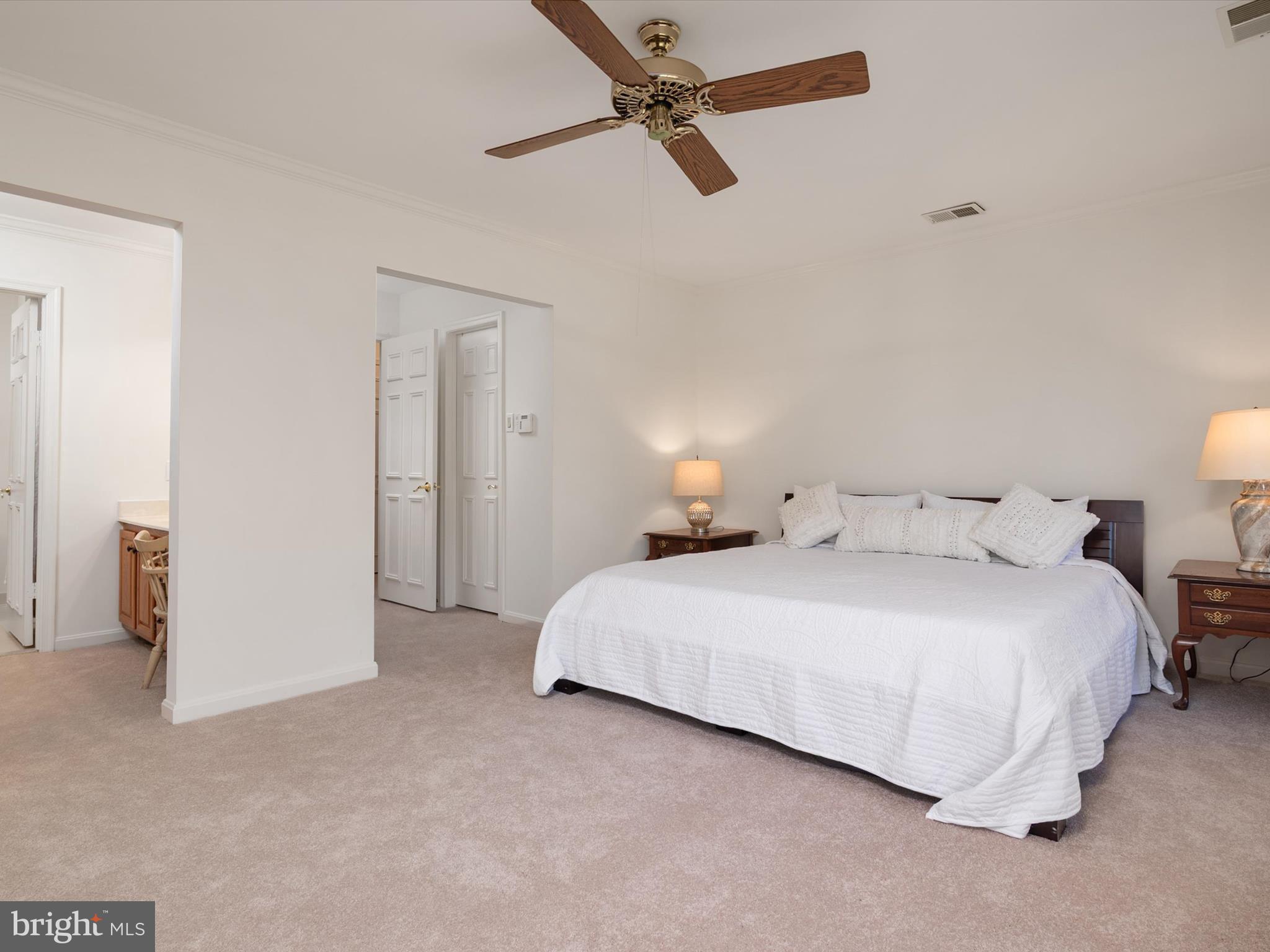 BURLEIGH MANOR - Residential