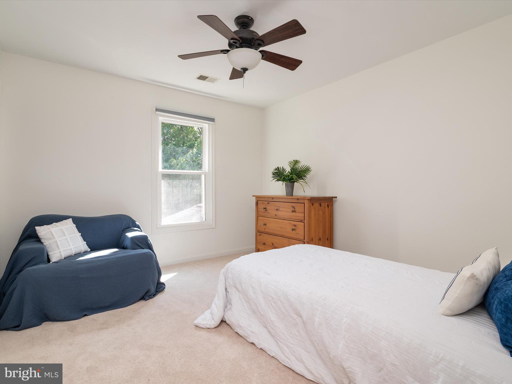 BURLEIGH MANOR - Residential