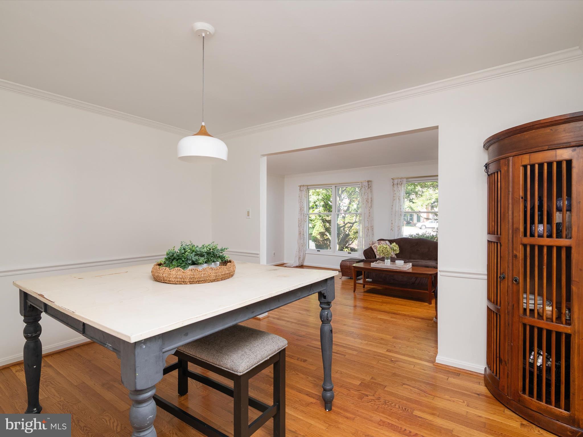 BURLEIGH MANOR - Residential