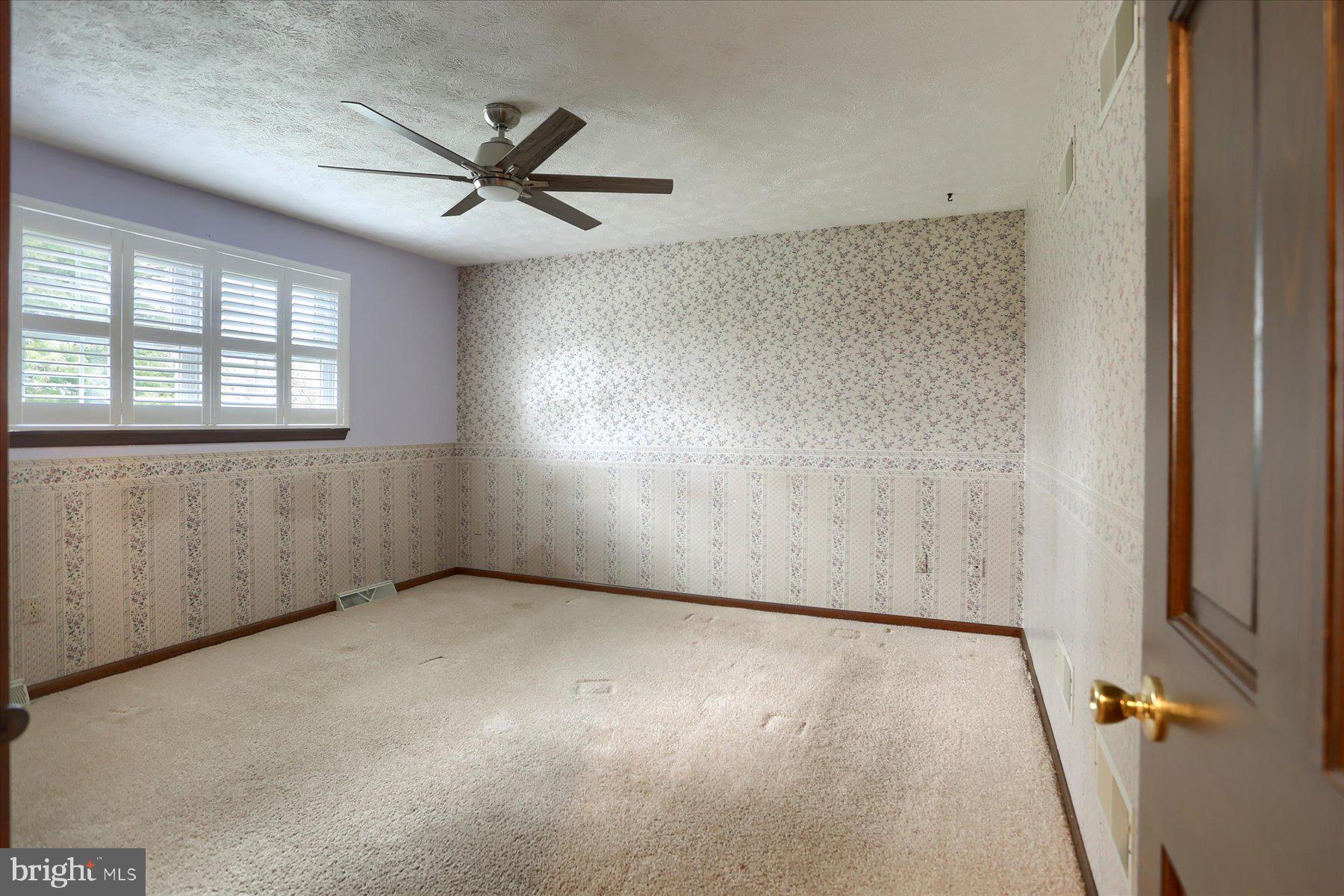 SOUTH LONDONDERRY - Residential