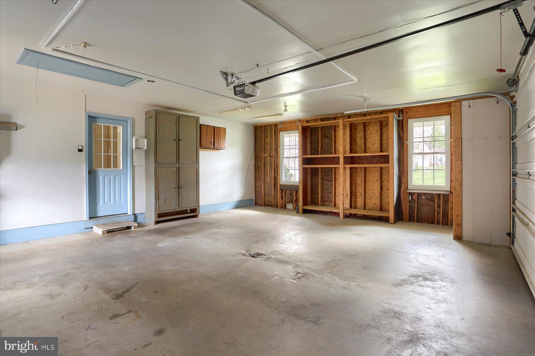 SOUTH LONDONDERRY - Residential