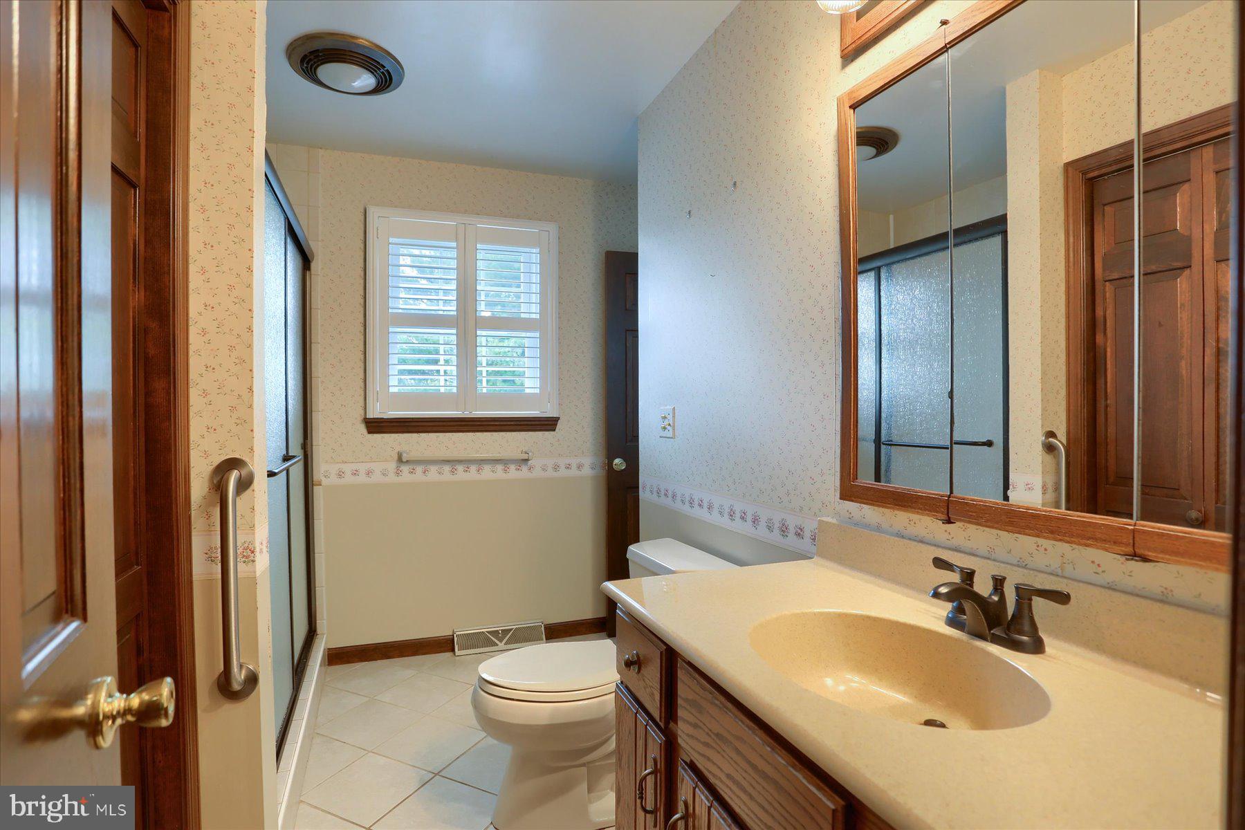 SOUTH LONDONDERRY - Residential