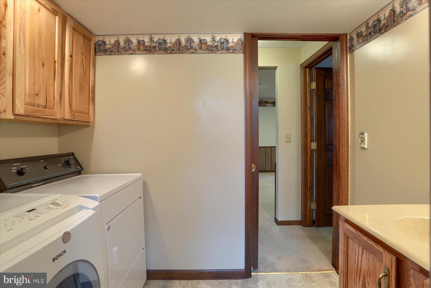 SOUTH LONDONDERRY - Residential