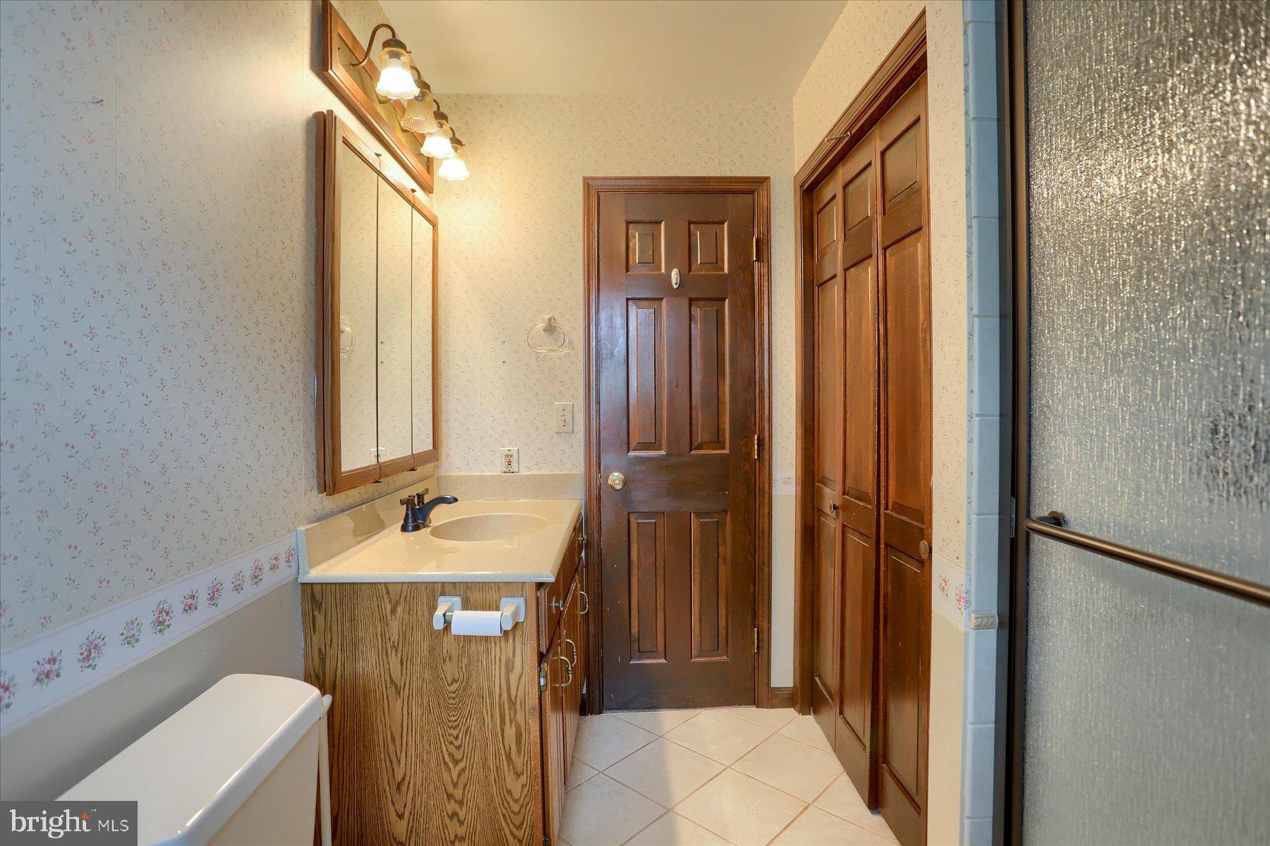 SOUTH LONDONDERRY - Residential