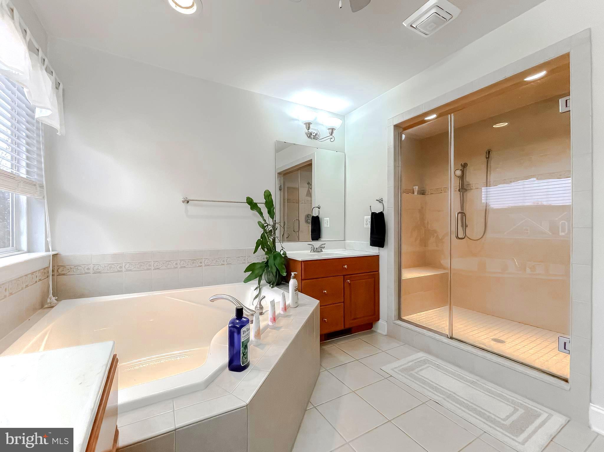 BROAD CREEK - Residential