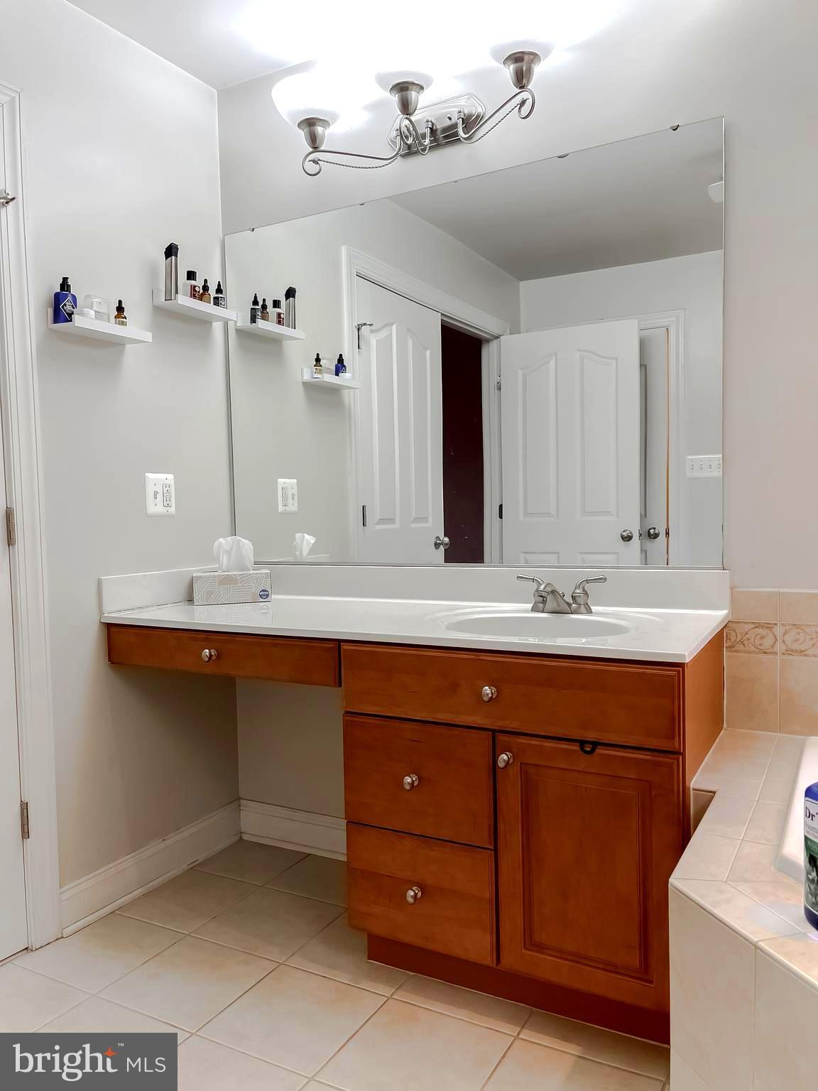 BROAD CREEK - Residential