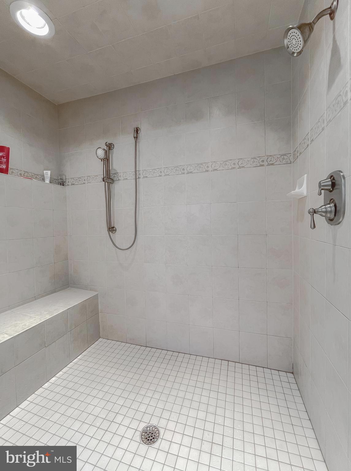 BROAD CREEK - Residential