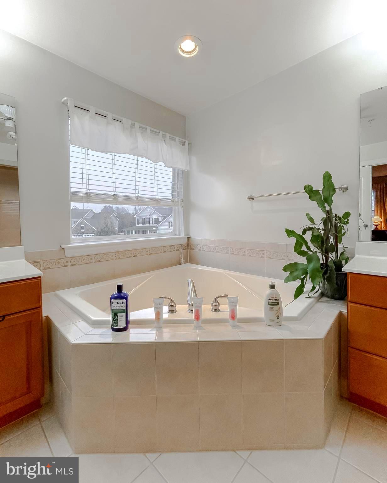 BROAD CREEK - Residential