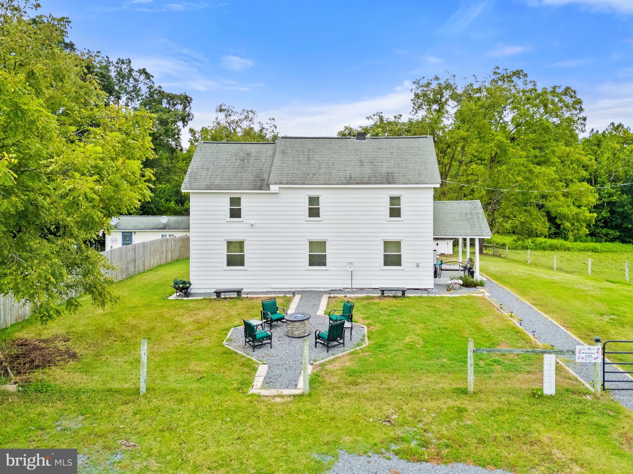 5364 WOODSIDE LANE