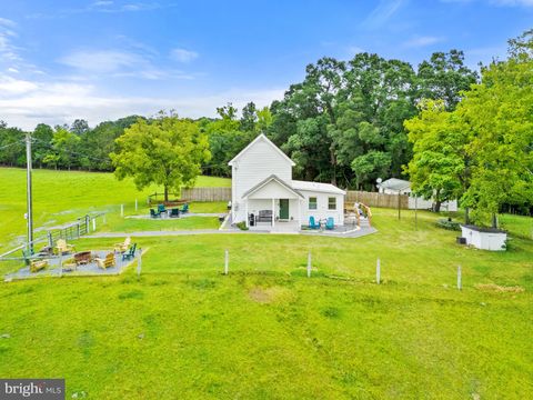5364 WOODSIDE LANE BEALETON VA 22712