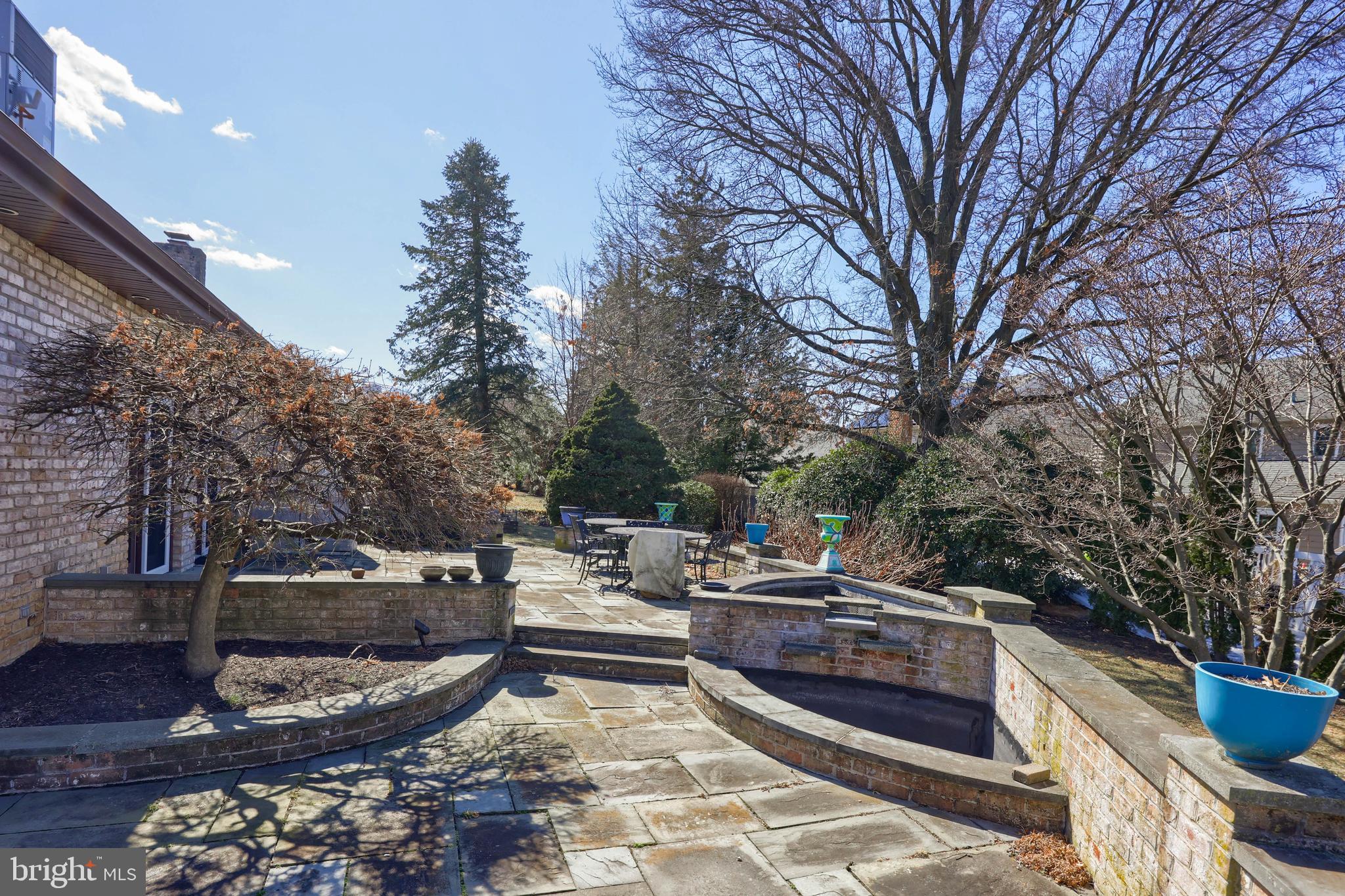 WELLINGTON DOWNES - Residential