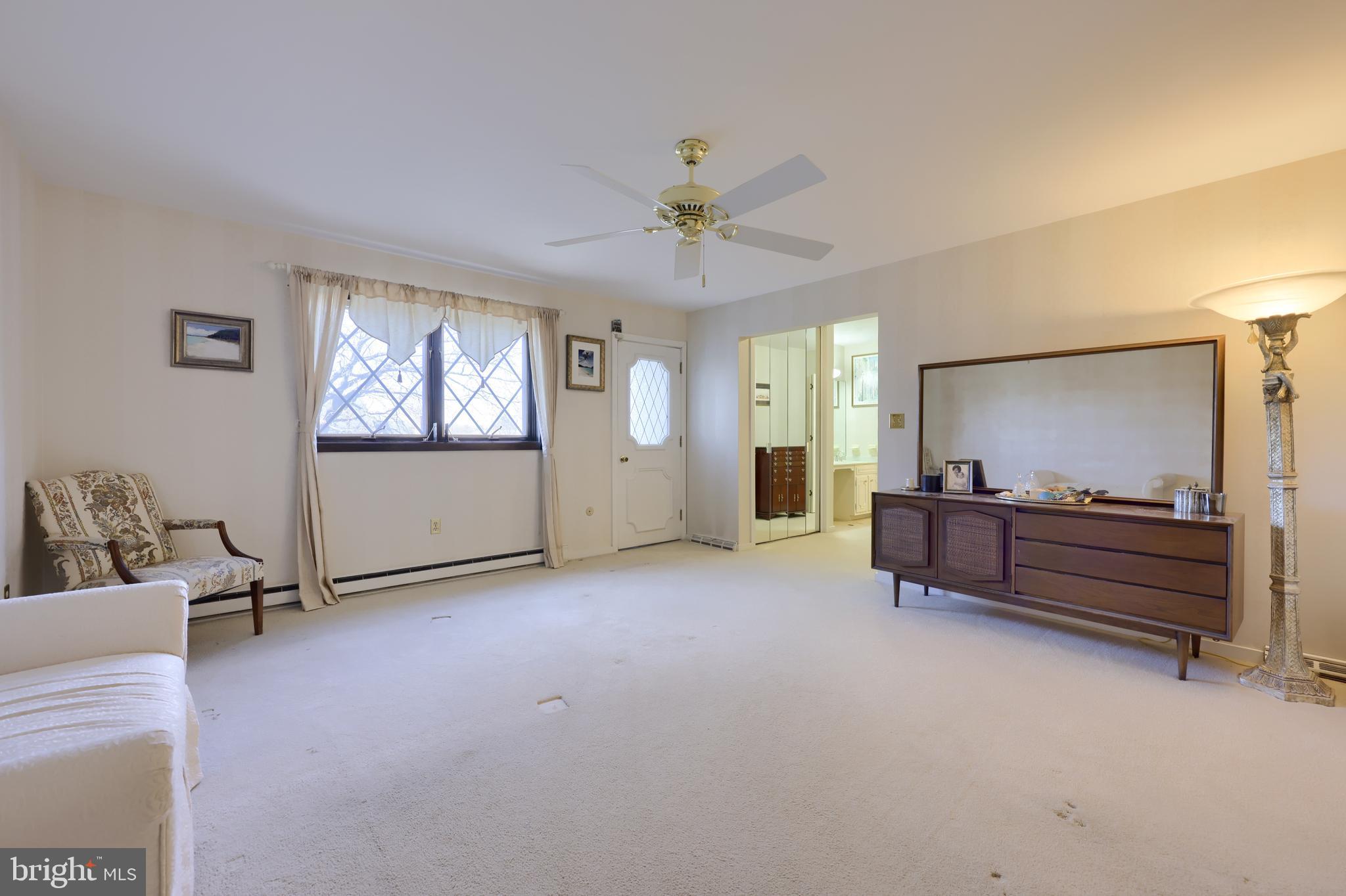 WELLINGTON DOWNES - Residential