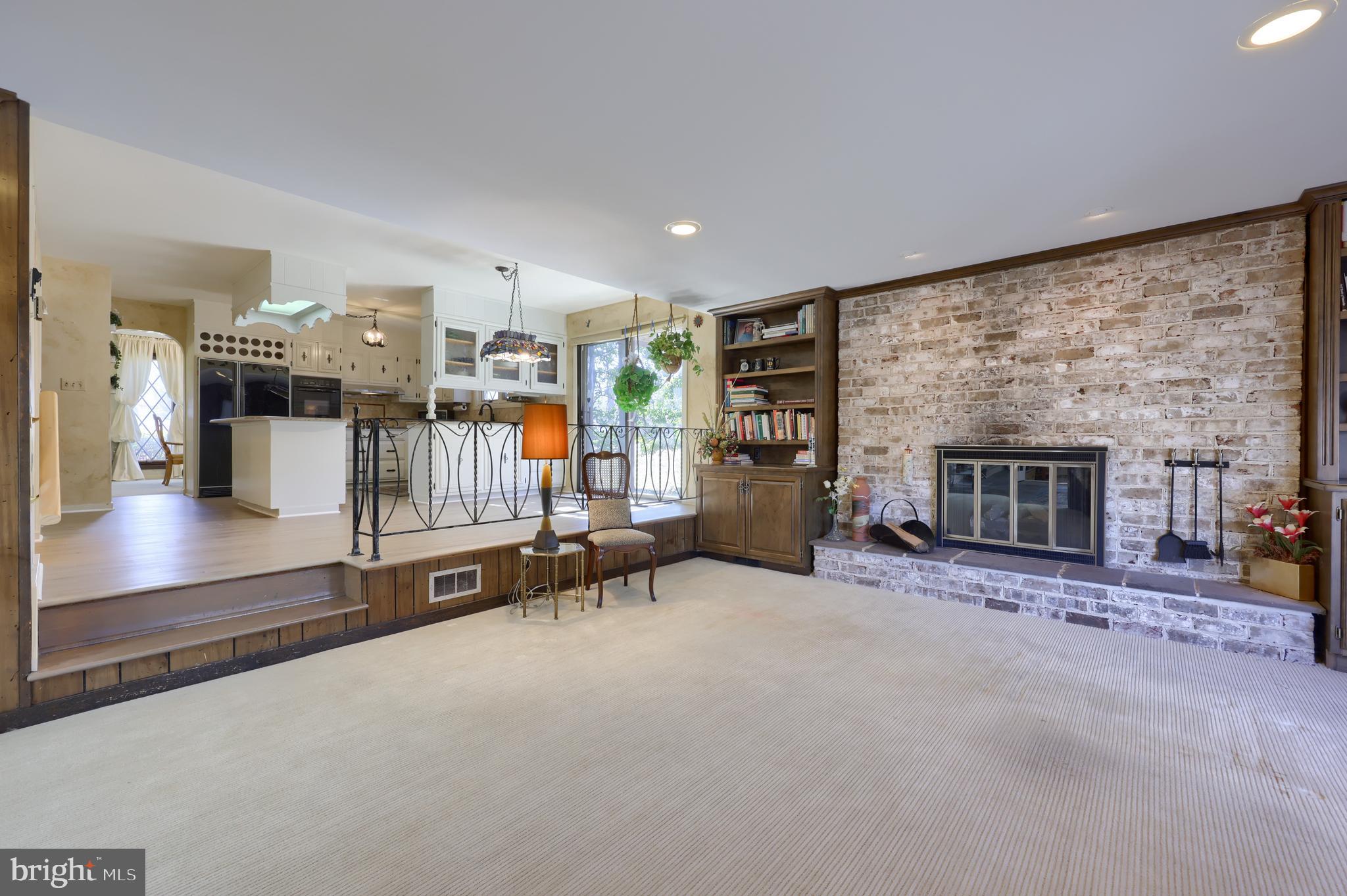 WELLINGTON DOWNES - Residential