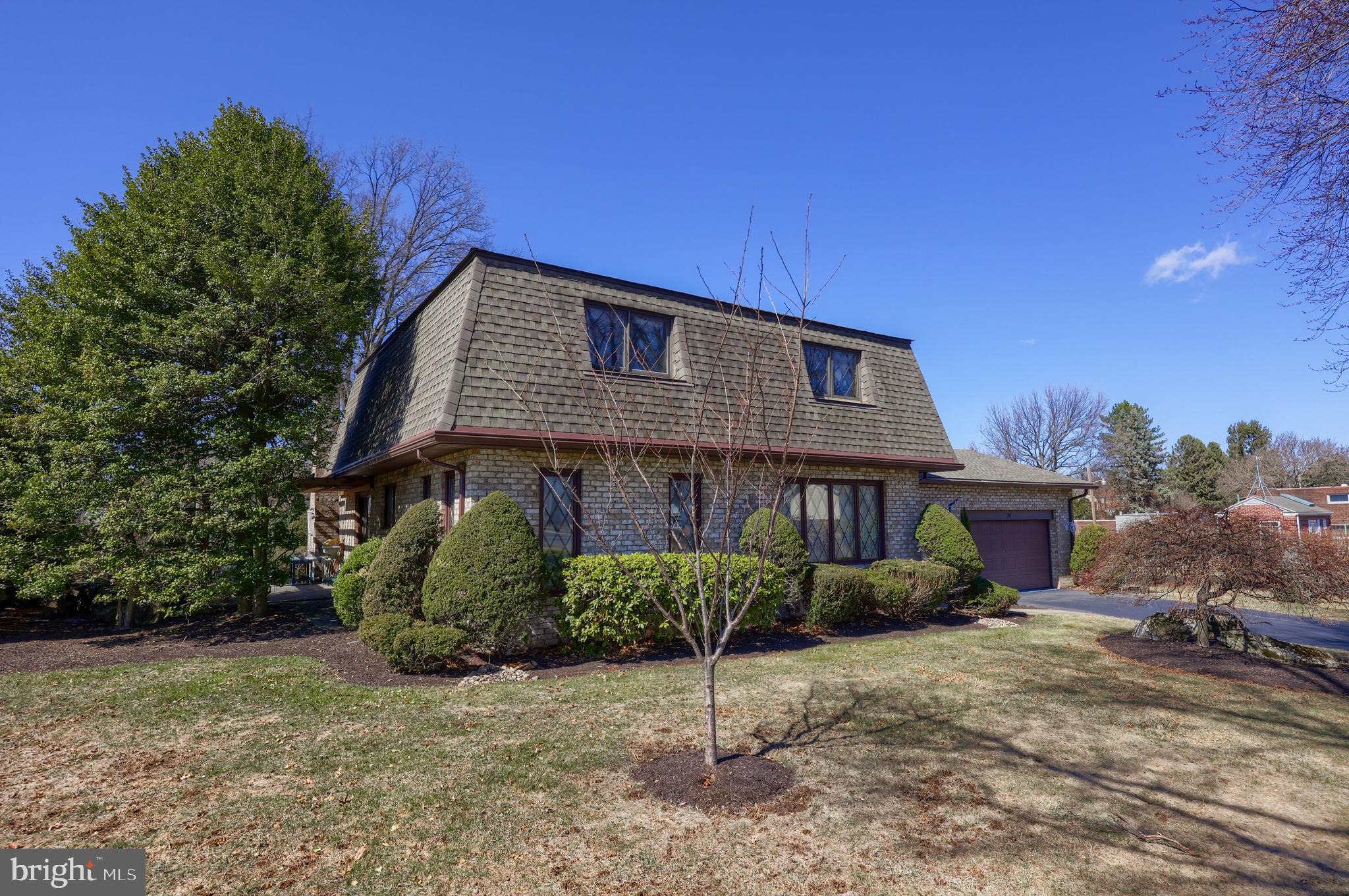 WELLINGTON DOWNES - Residential