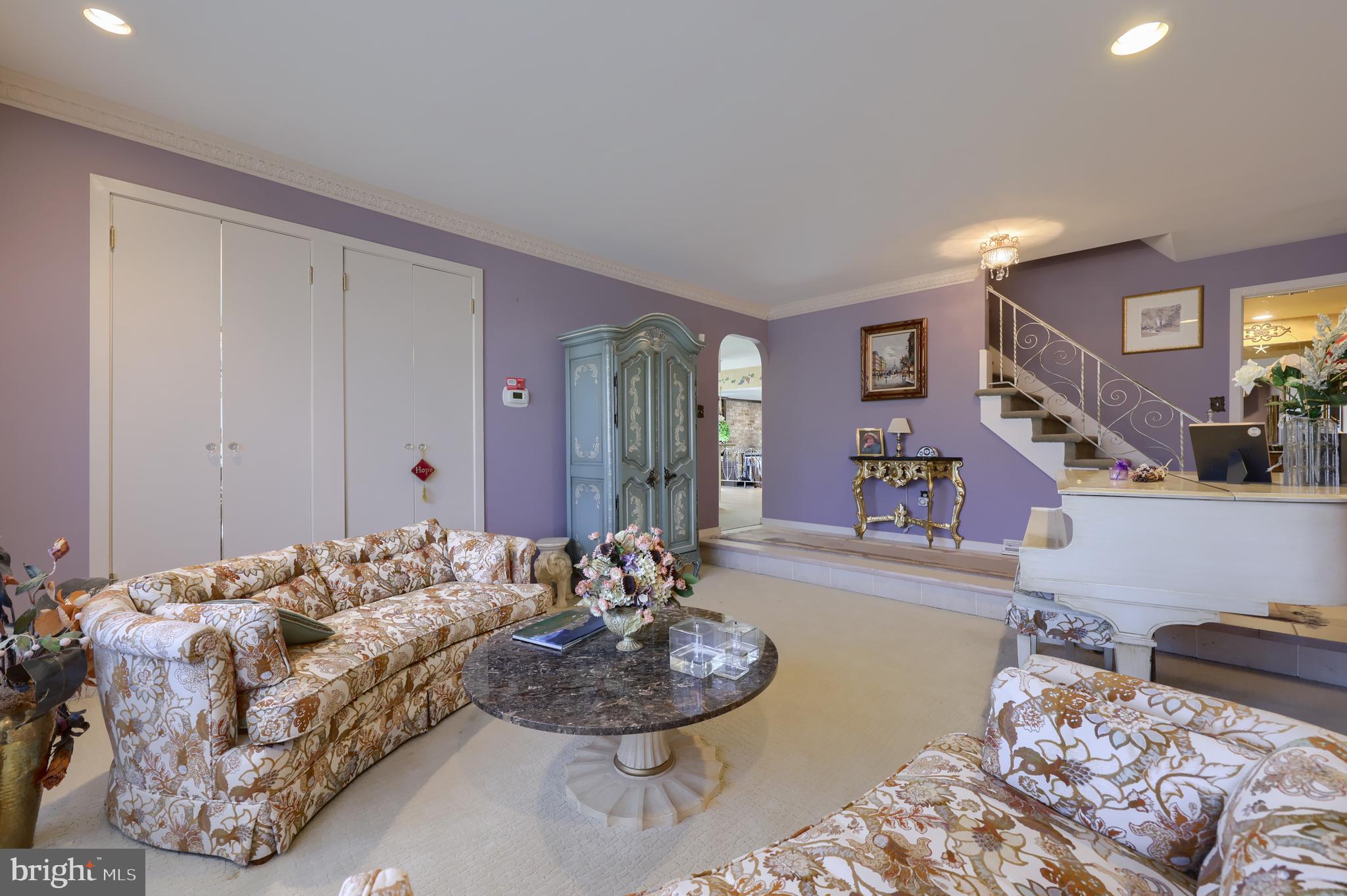 WELLINGTON DOWNES - Residential