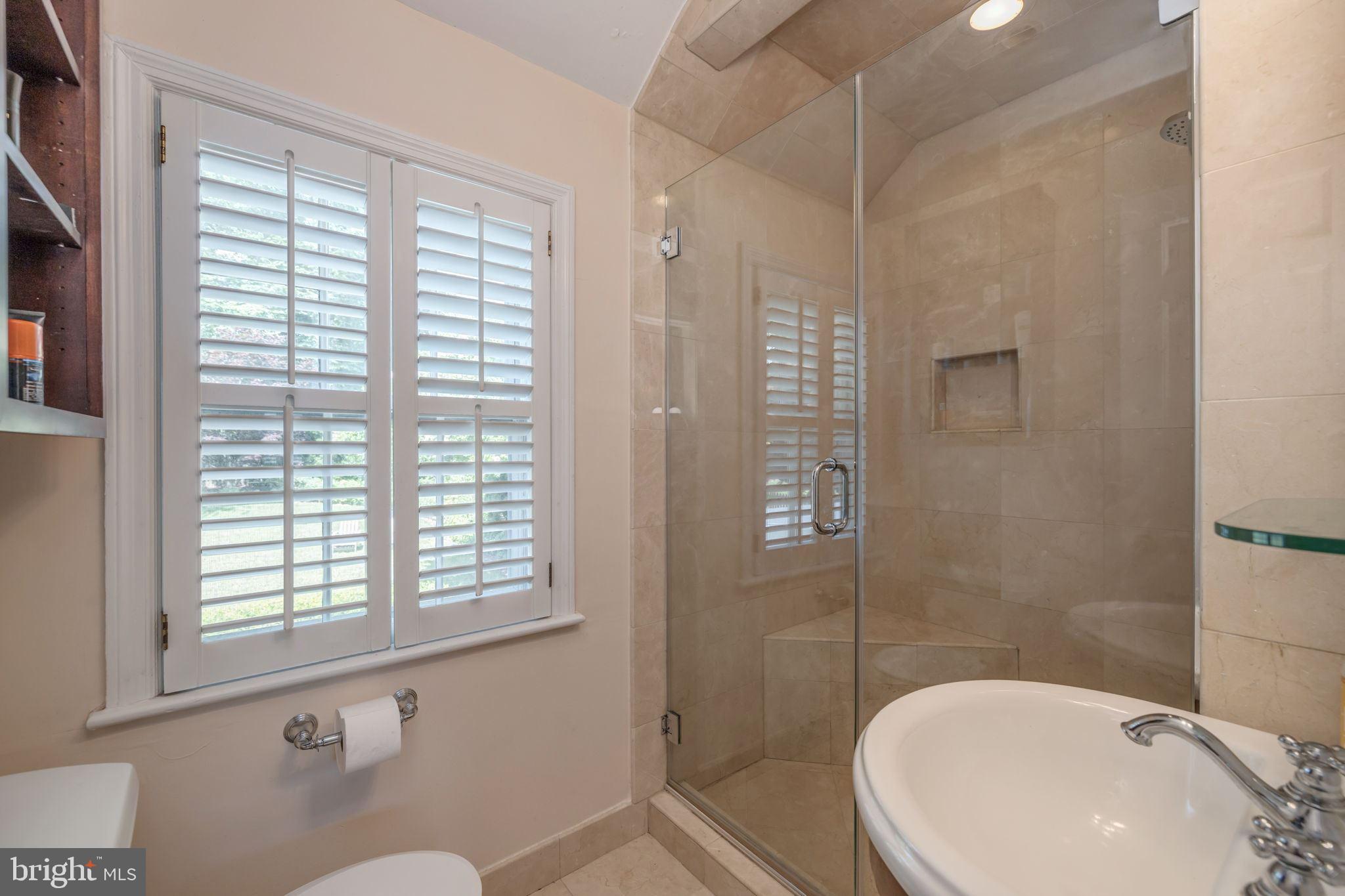 CHEVY CHASE - Residential