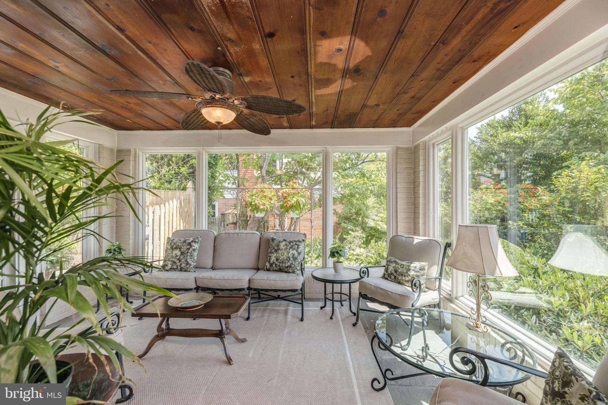 CHEVY CHASE - Residential