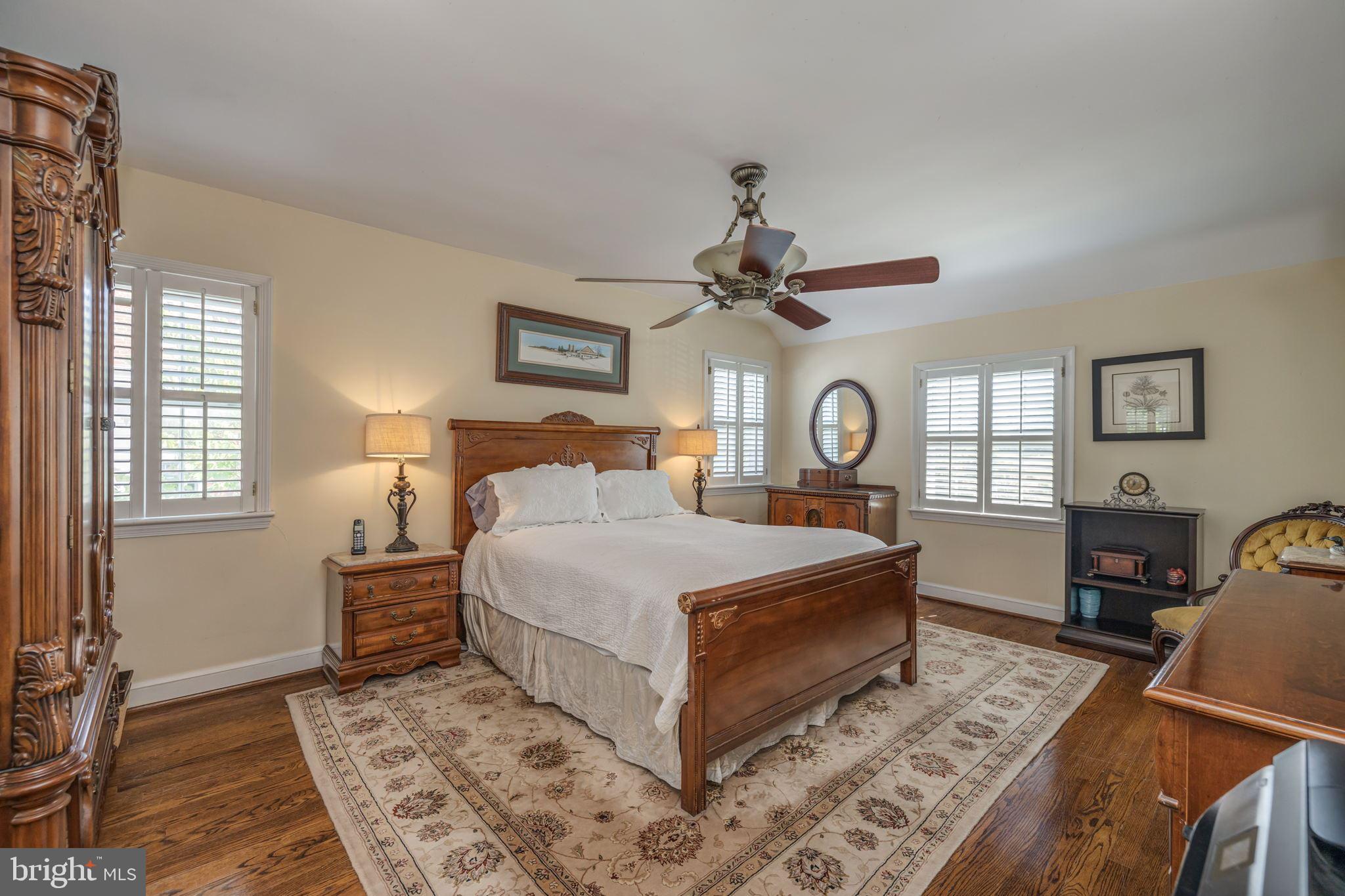 CHEVY CHASE - Residential