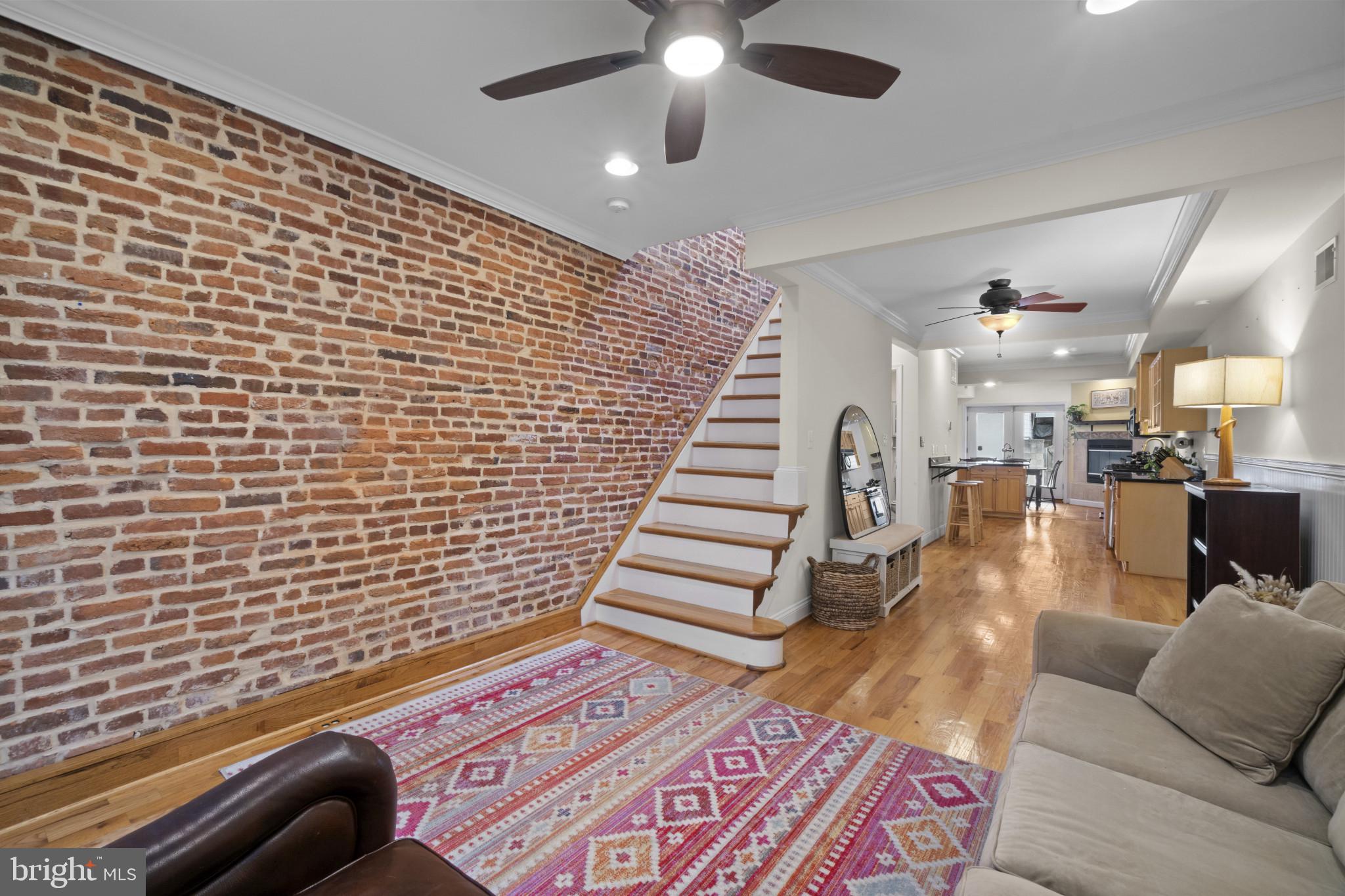 1023 S BOULDIN STREET