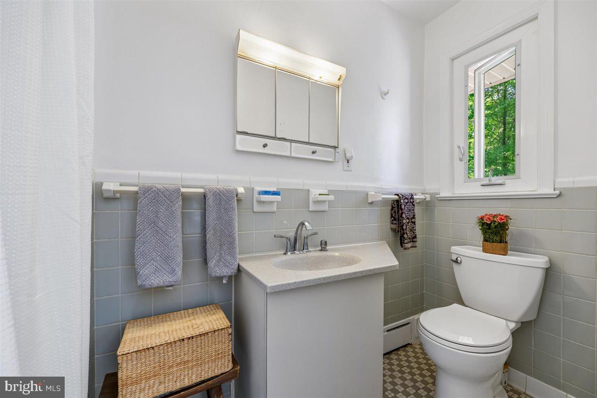 SYCAMORE ACRES - Residential