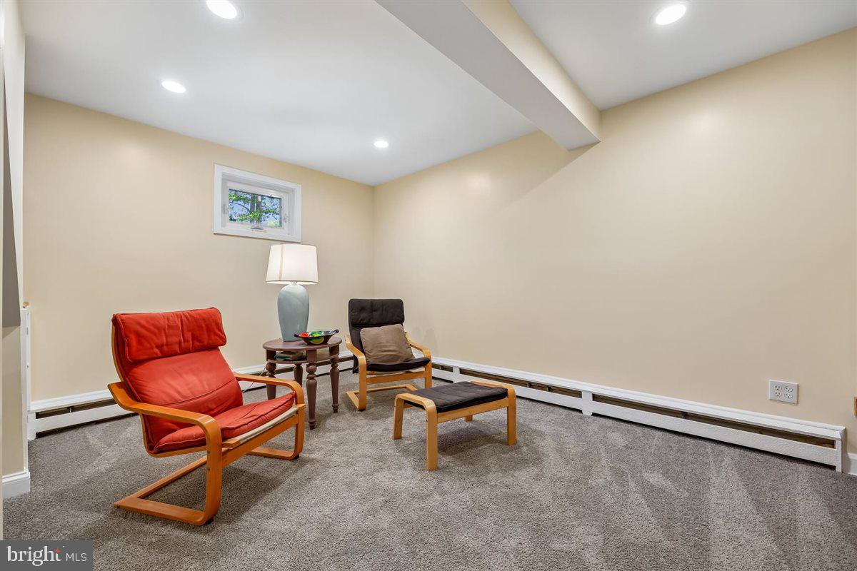 SYCAMORE ACRES - Residential
