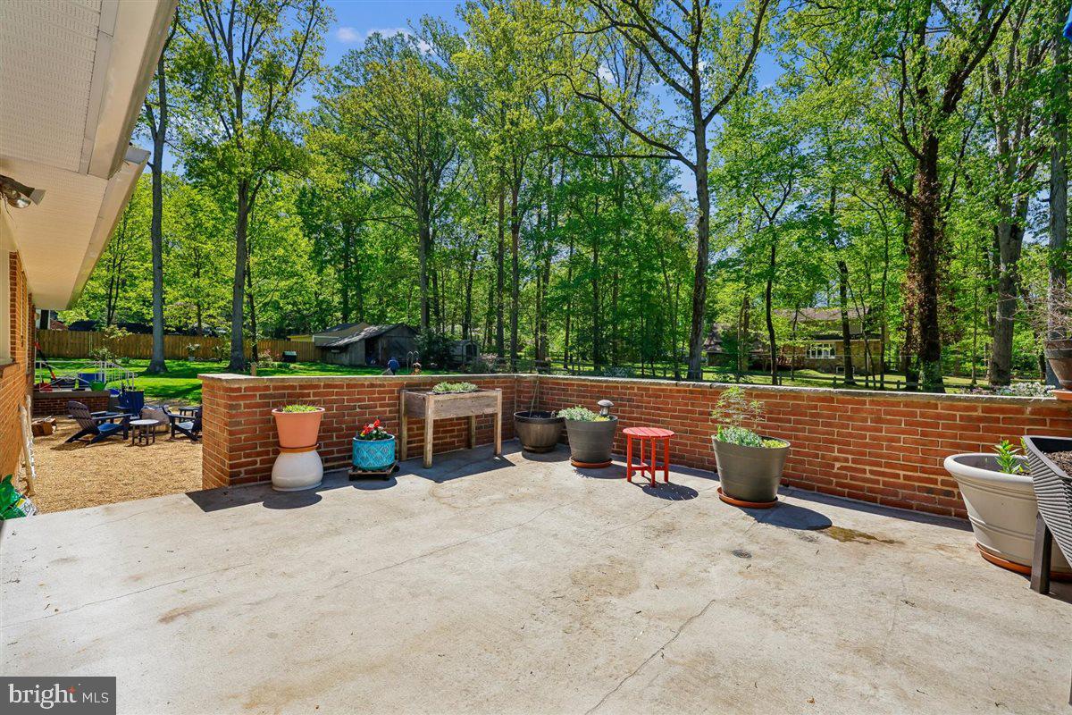 SYCAMORE ACRES - Residential