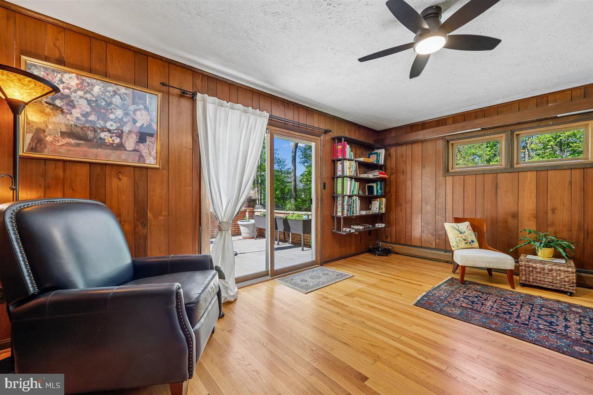 SYCAMORE ACRES - Residential