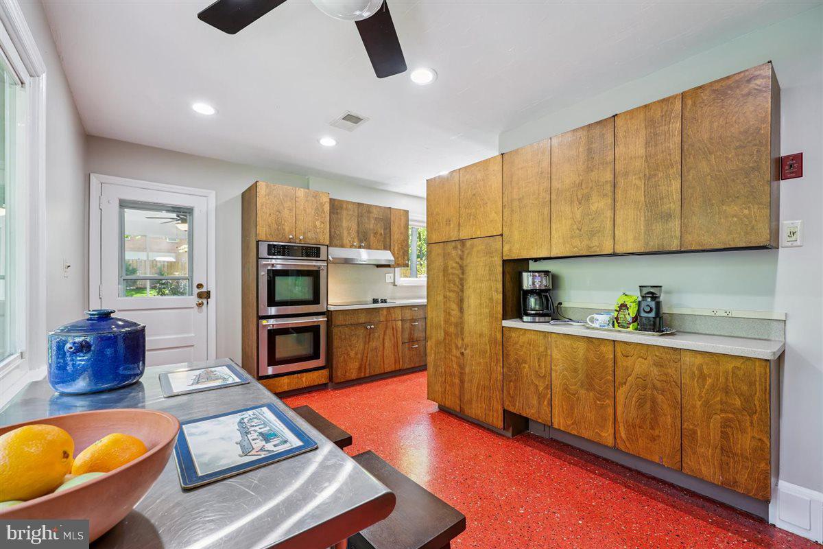 SYCAMORE ACRES - Residential