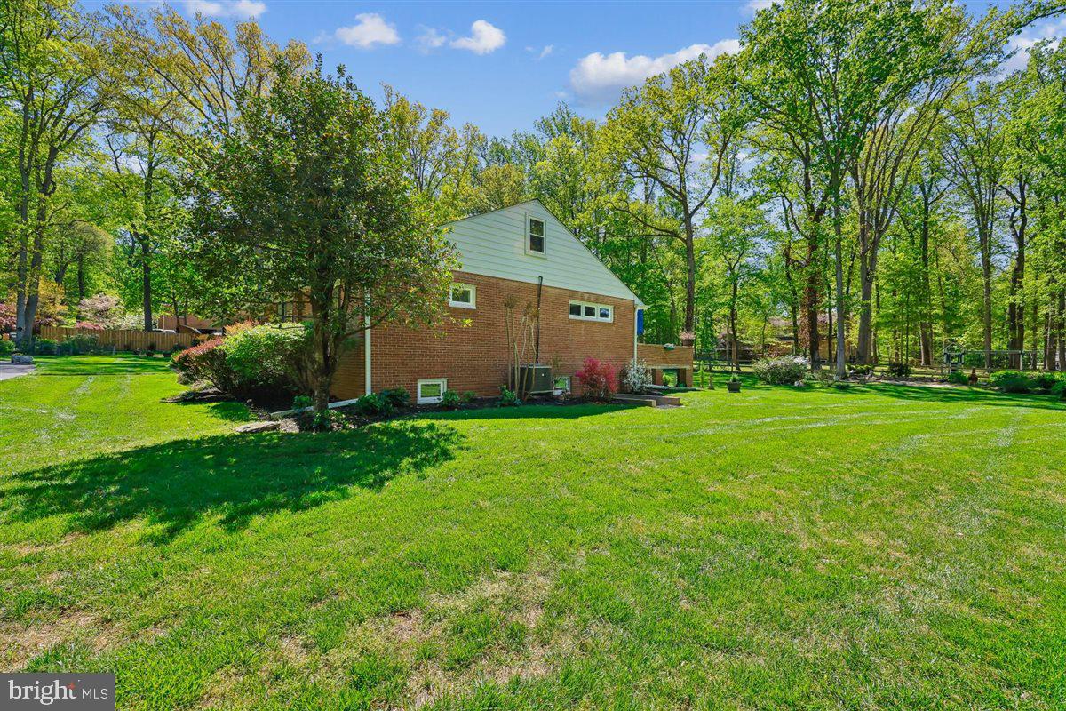 SYCAMORE ACRES - Residential