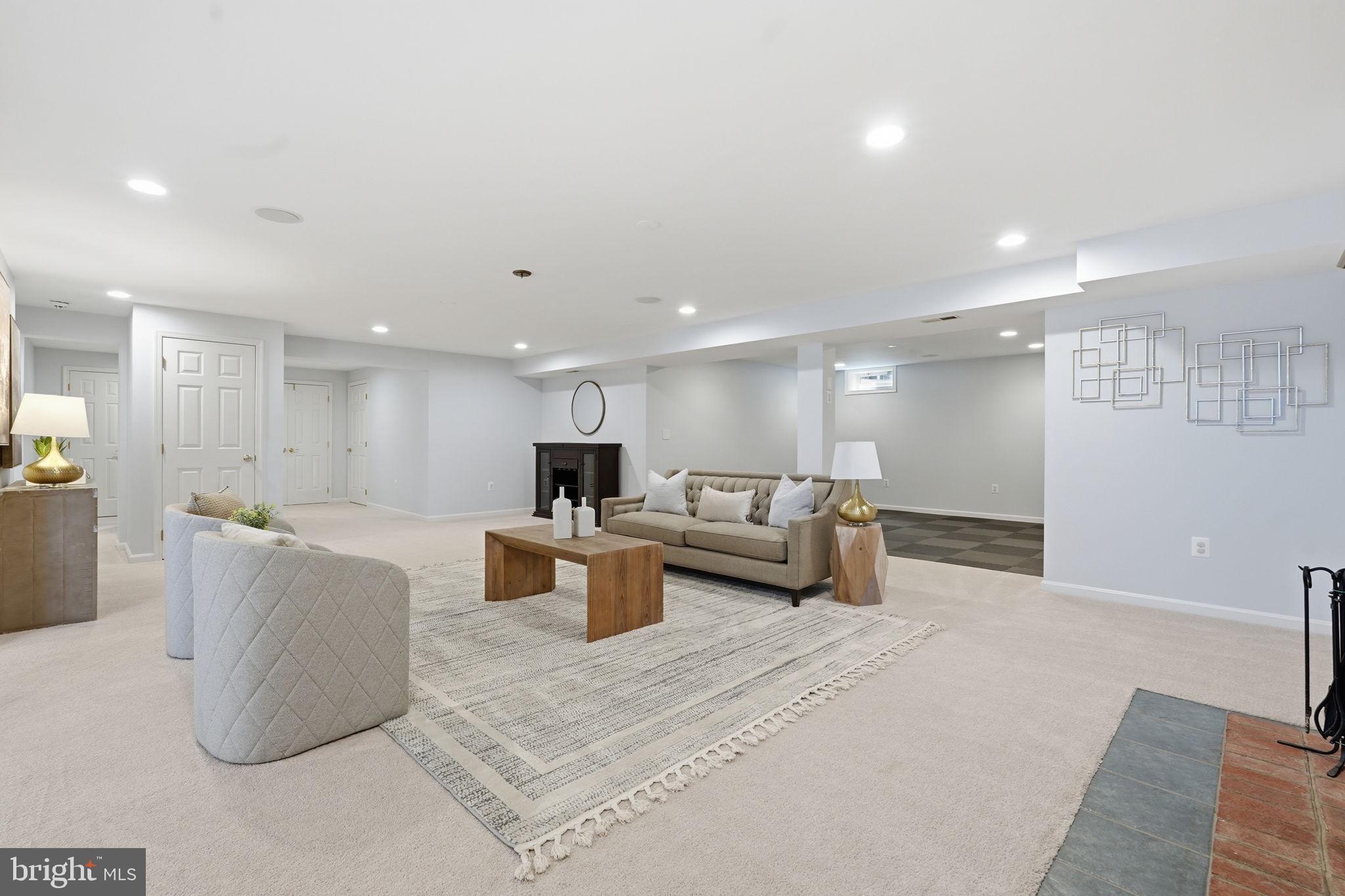 LITTLE RIVER ESTATES - Residential