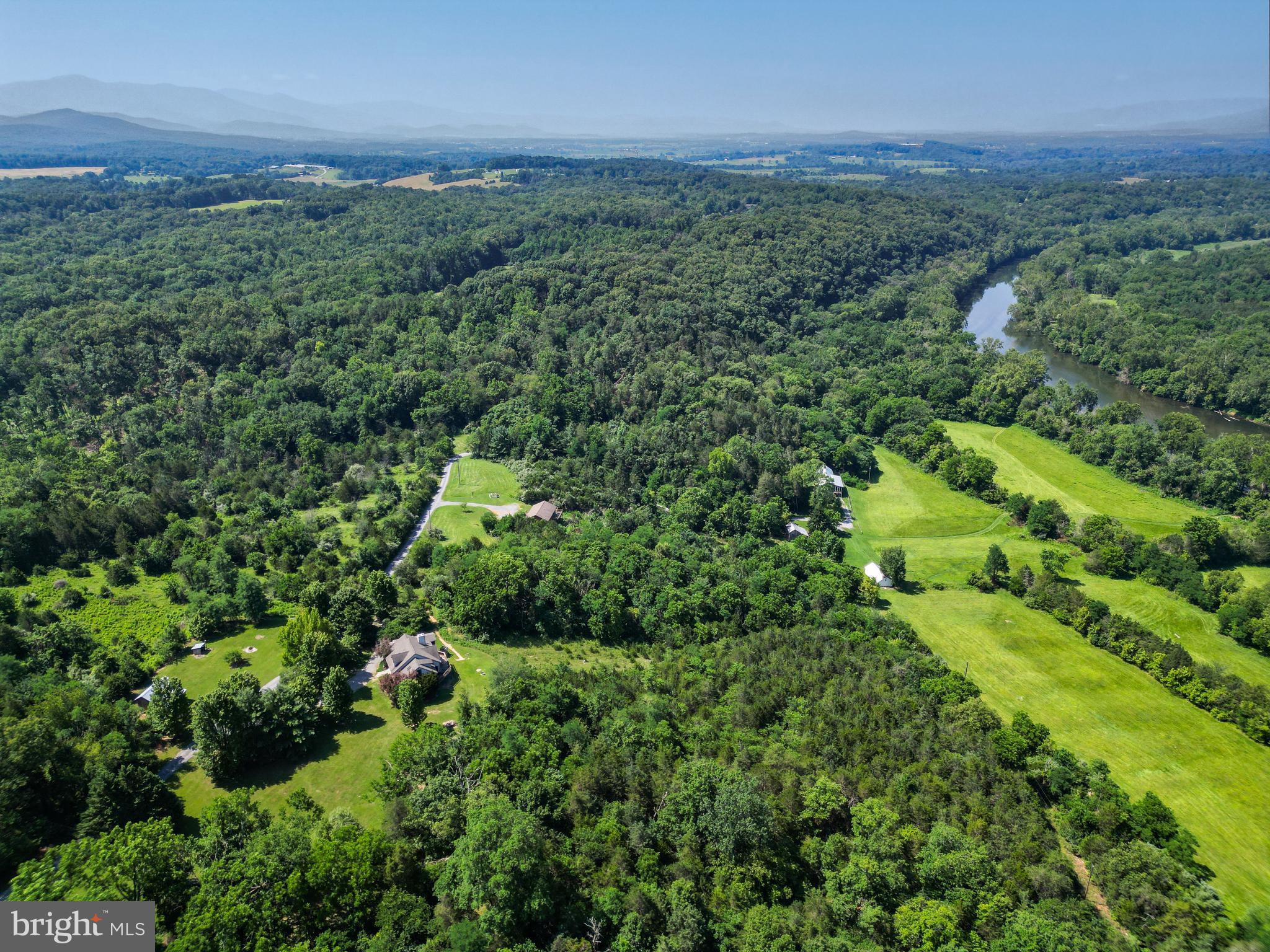 522 STAR VIEW LANE