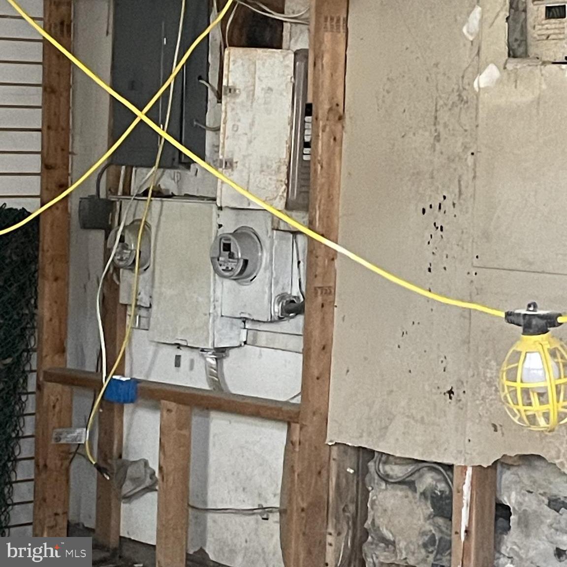 FOUR BY FOUR - Residential