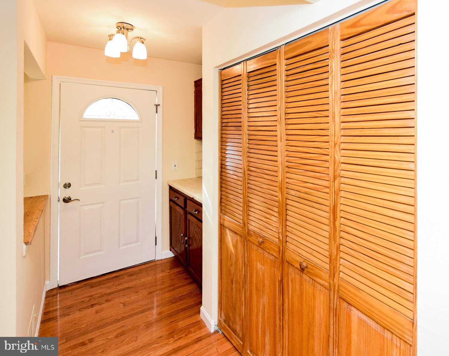 GLENSHIRE TOWNE - Residential