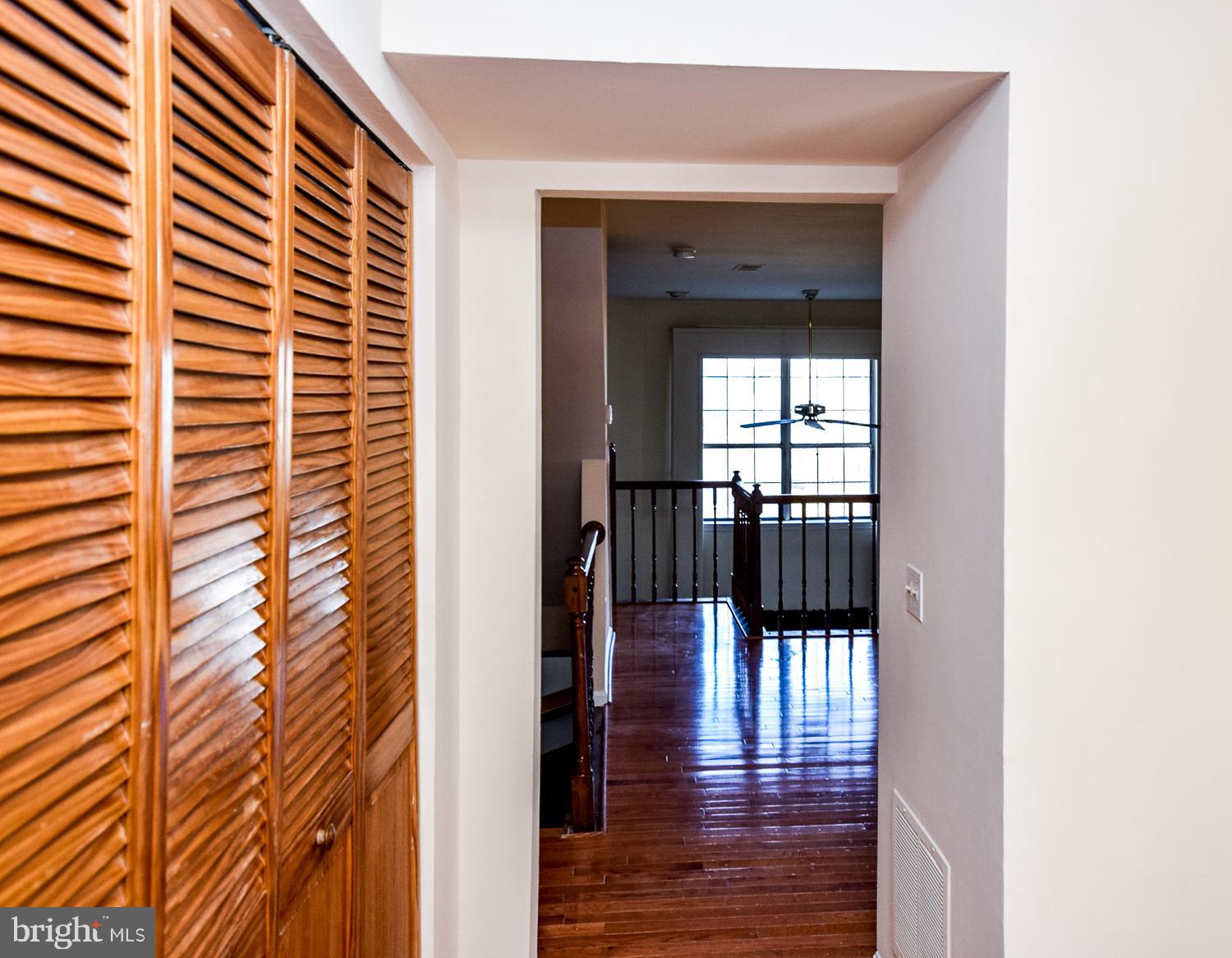 GLENSHIRE TOWNE - Residential