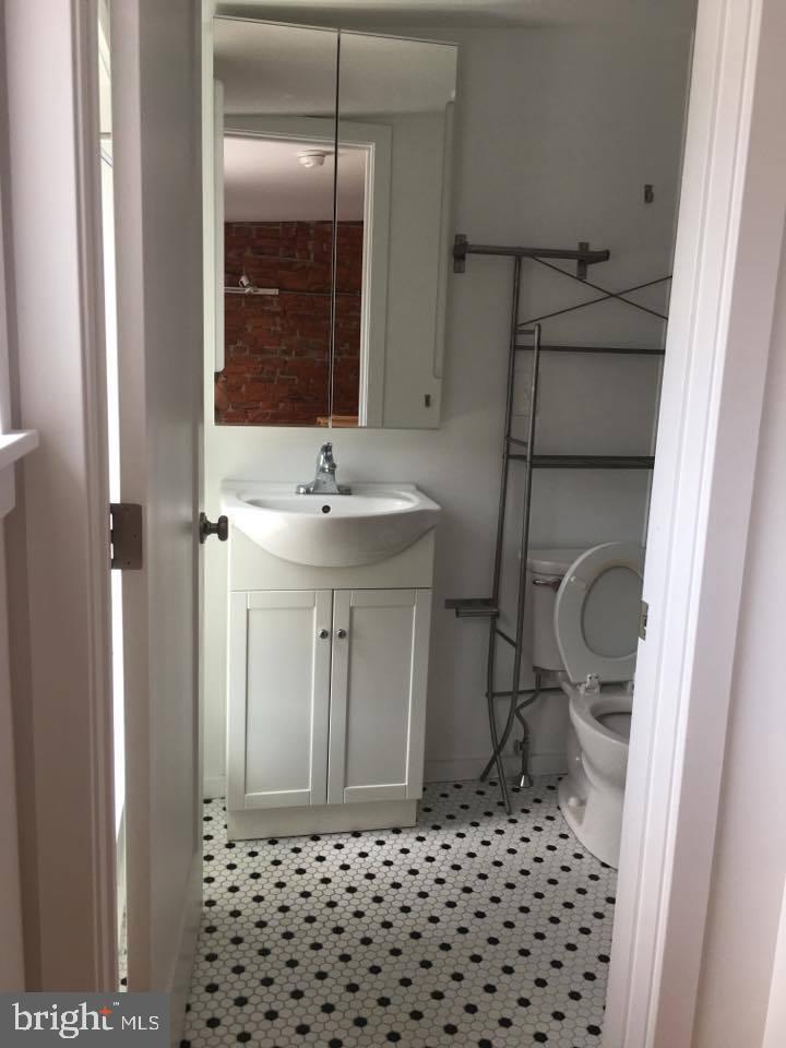 FRANCISVILLE - Residential Income