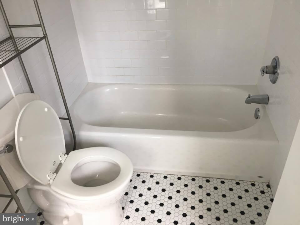 FRANCISVILLE - Residential Income