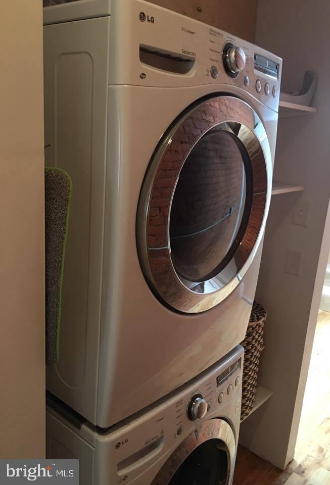 FRANCISVILLE - Residential Income