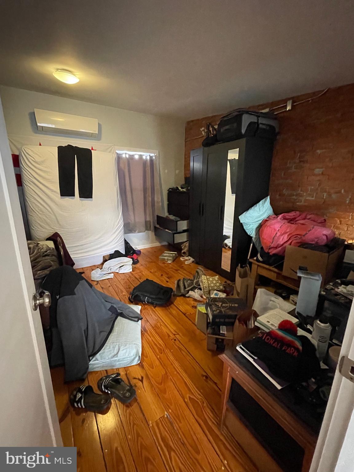 FRANCISVILLE - Residential Income