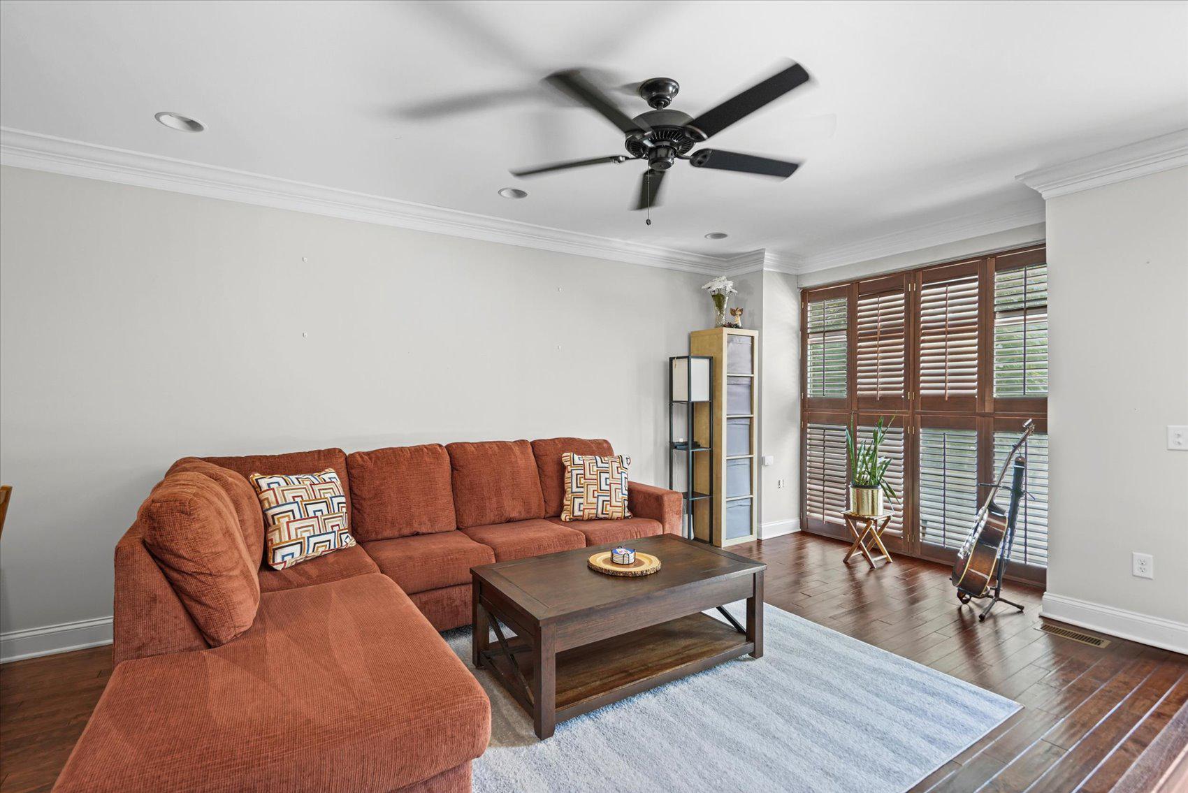 214 S HIGHLAND AVE