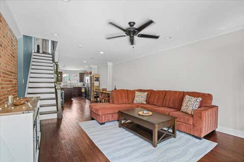Townhouse For Sale - 214 S Highland Ave Ave<br/> BALTIMORE, MD 21224