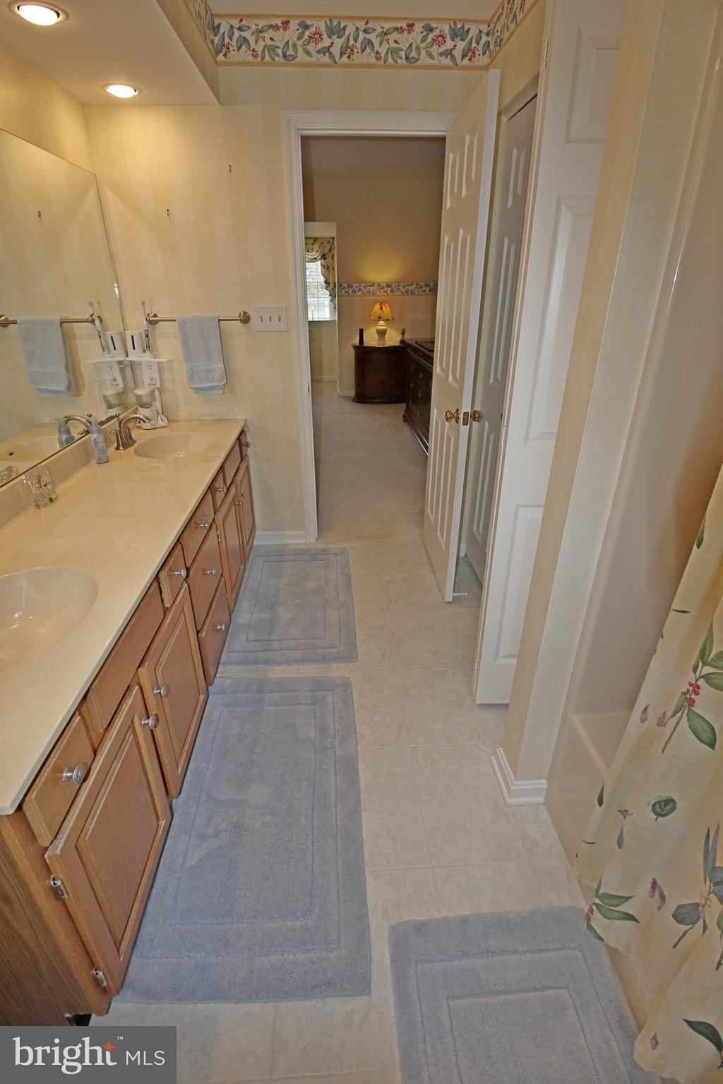 ROTHSVILLE STATION - Residential