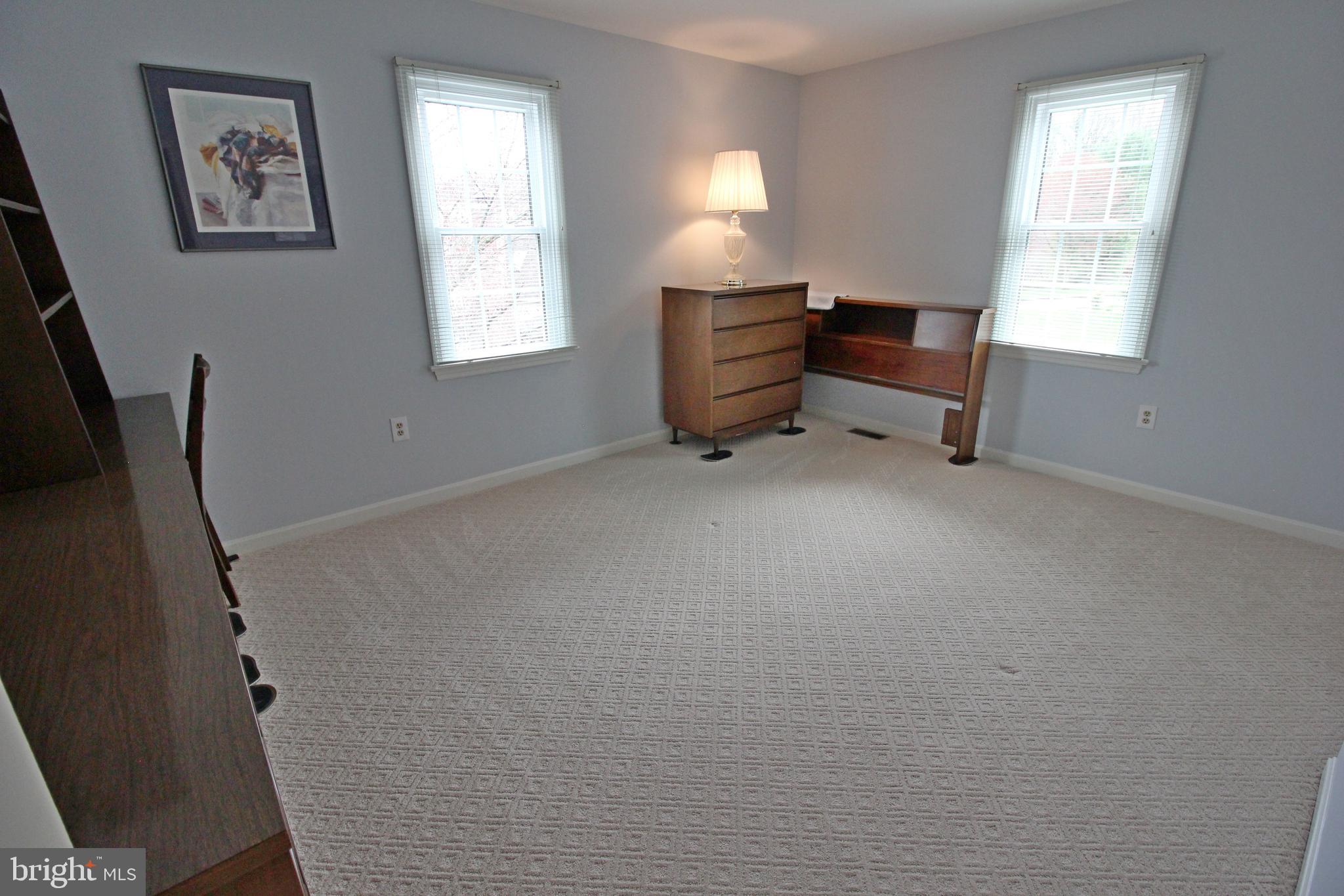 ROTHSVILLE STATION - Residential