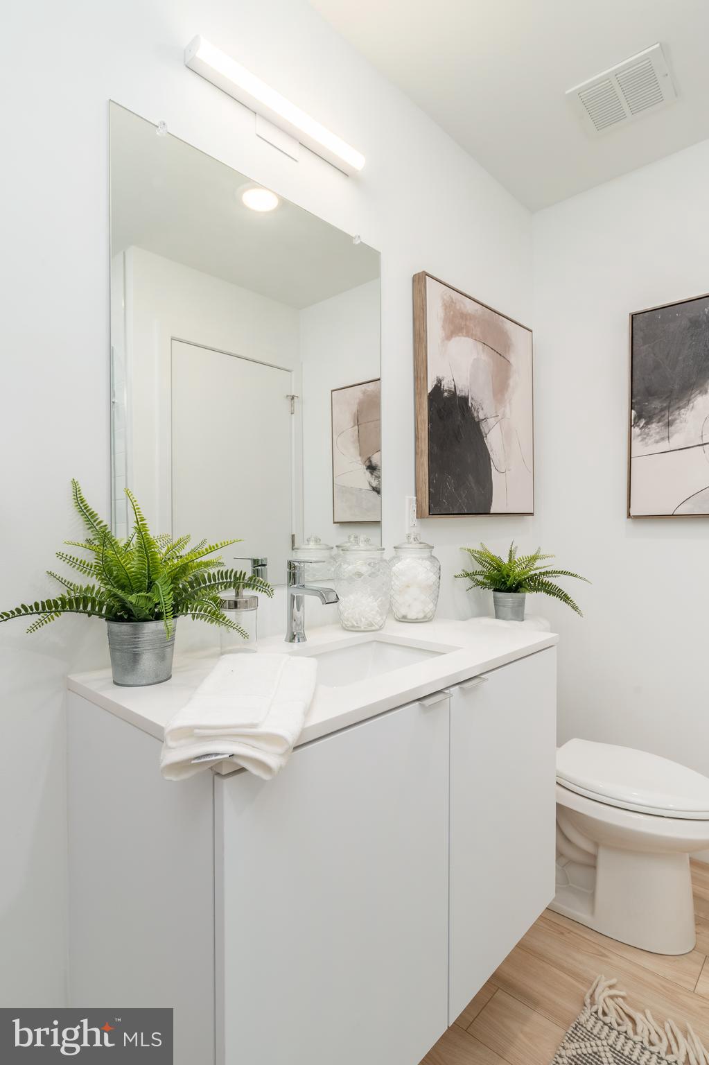 FISHTOWN - Residential Lease