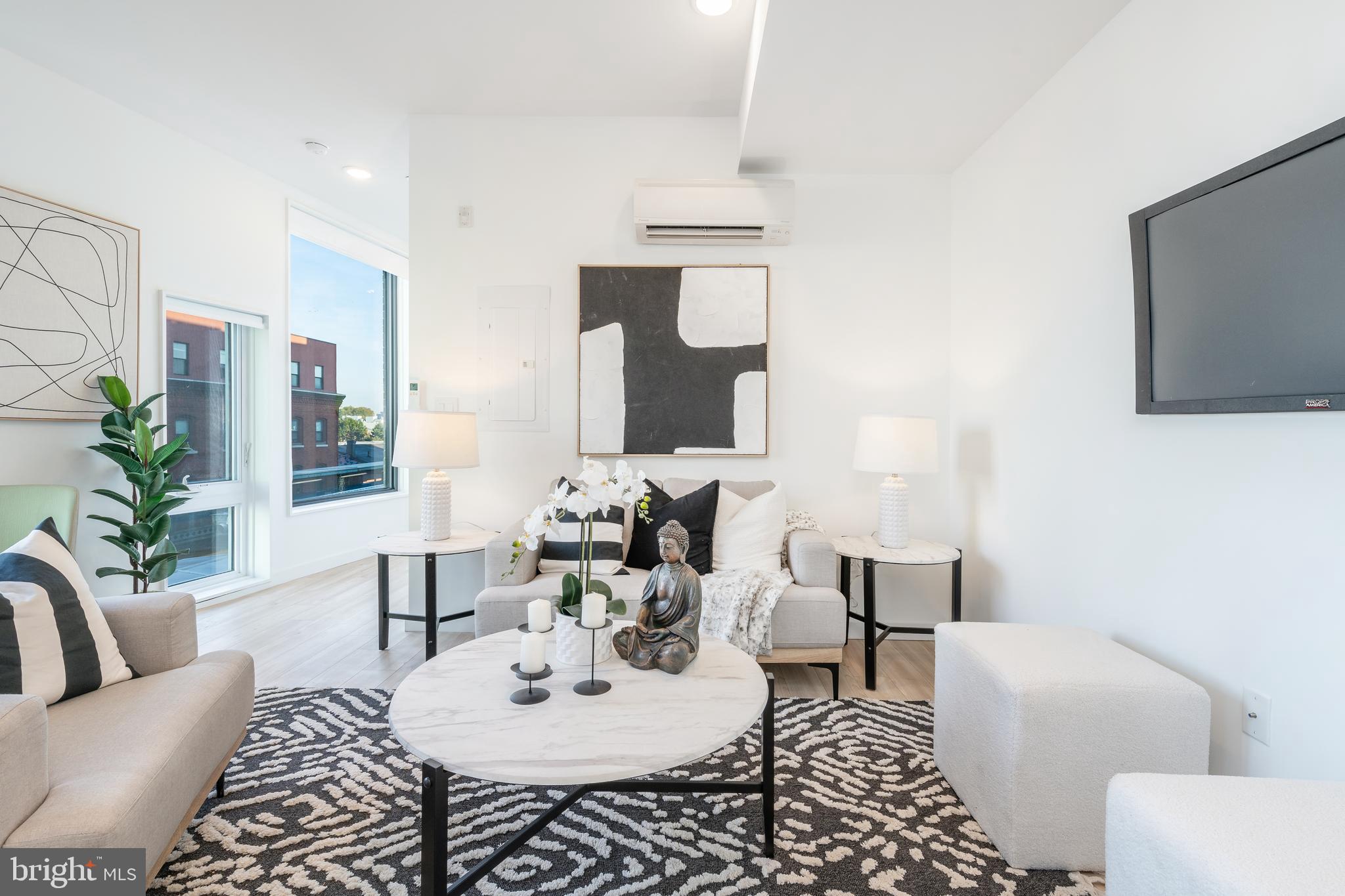 FISHTOWN - Residential Lease