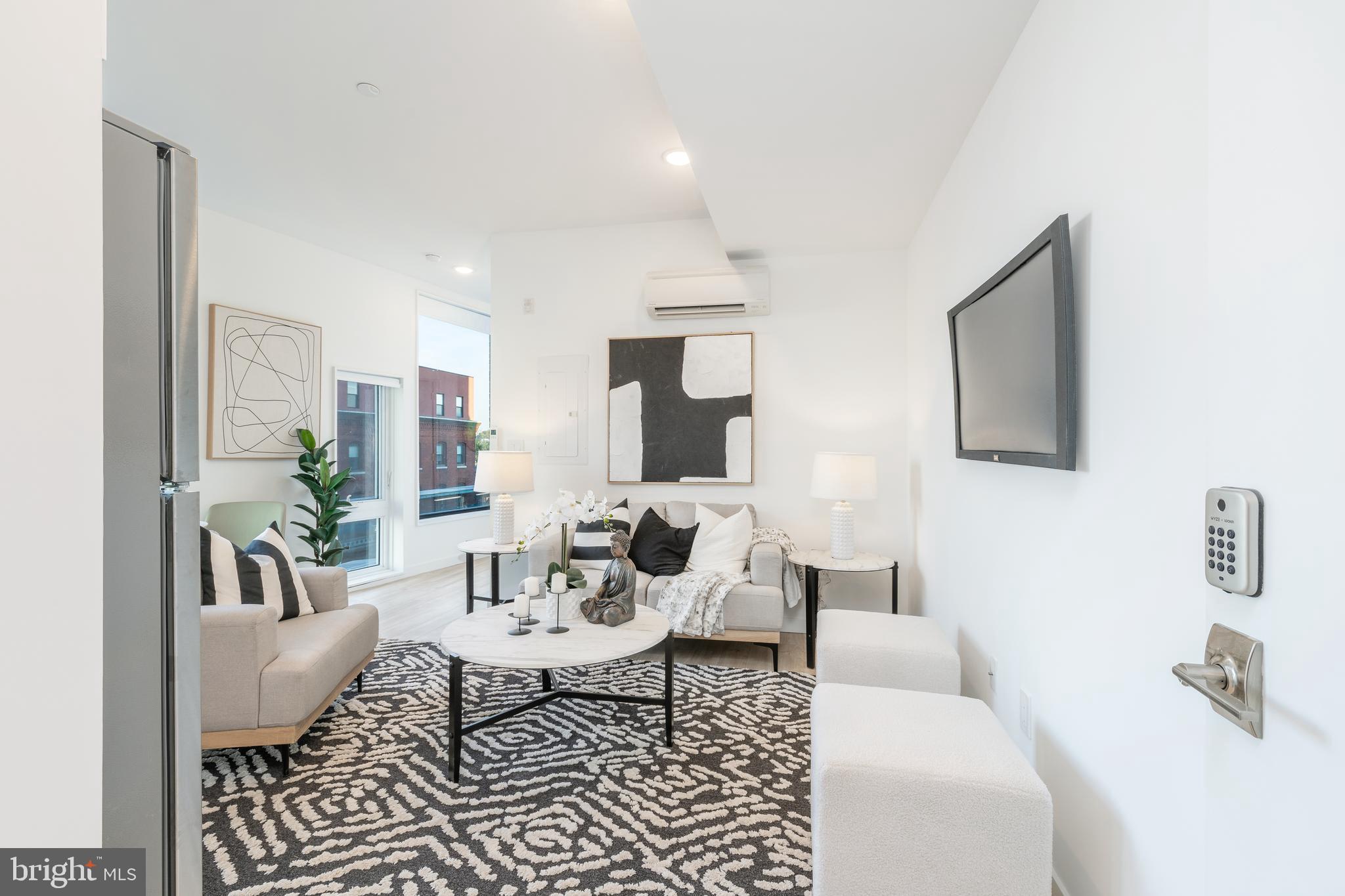 FISHTOWN - Residential Lease