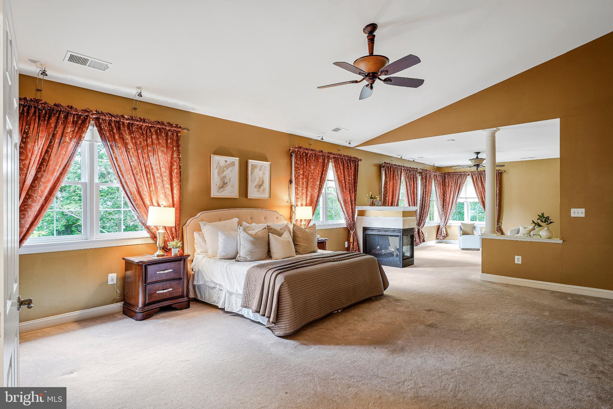 TYSONS CORNER - Residential