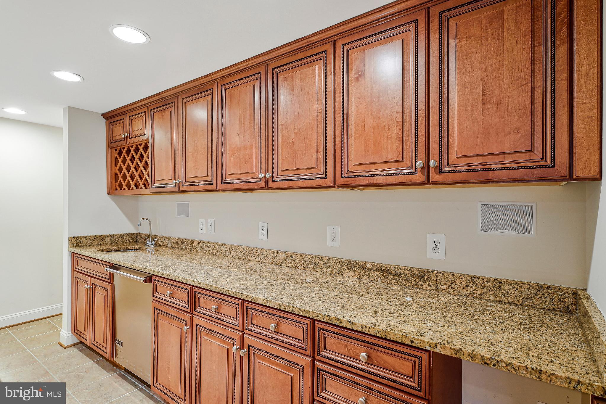 TYSONS CORNER - Residential