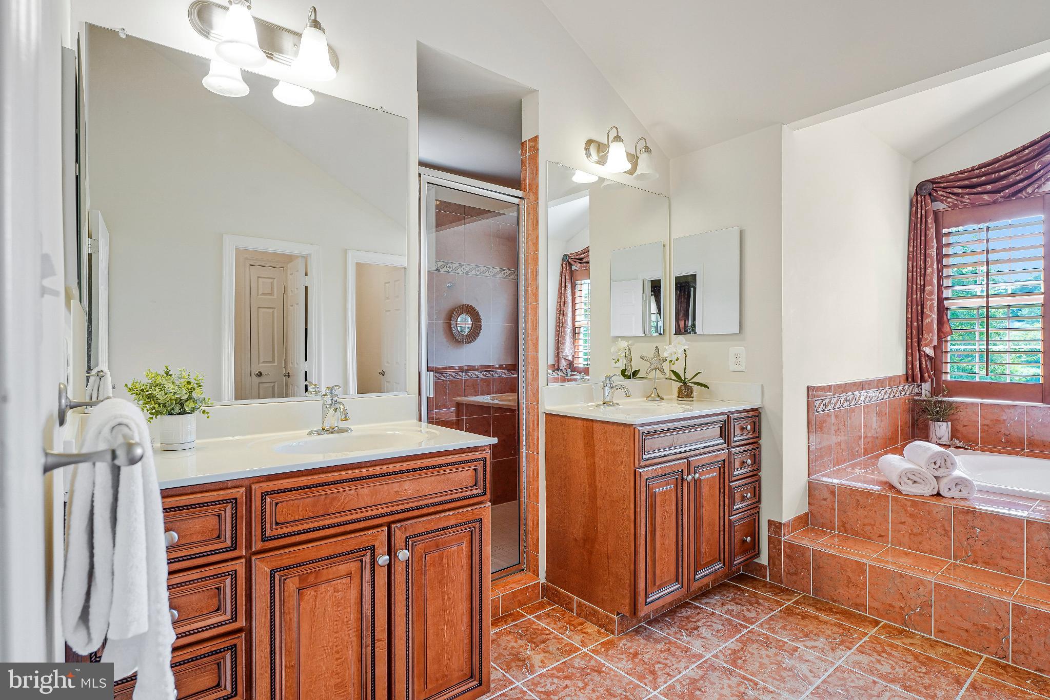 TYSONS CORNER - Residential