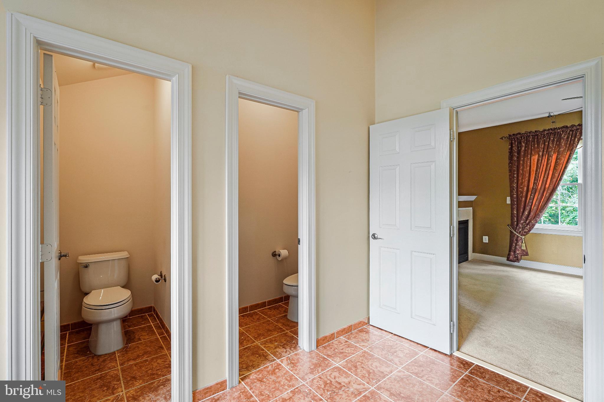 TYSONS CORNER - Residential